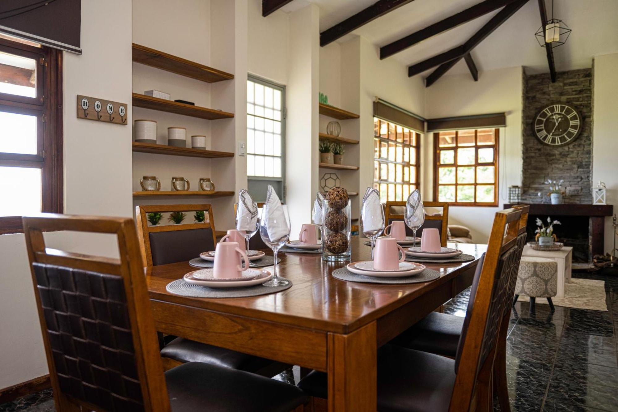 Country House, Cozy Fireplace And An Amazing View Cartago Bagian luar foto