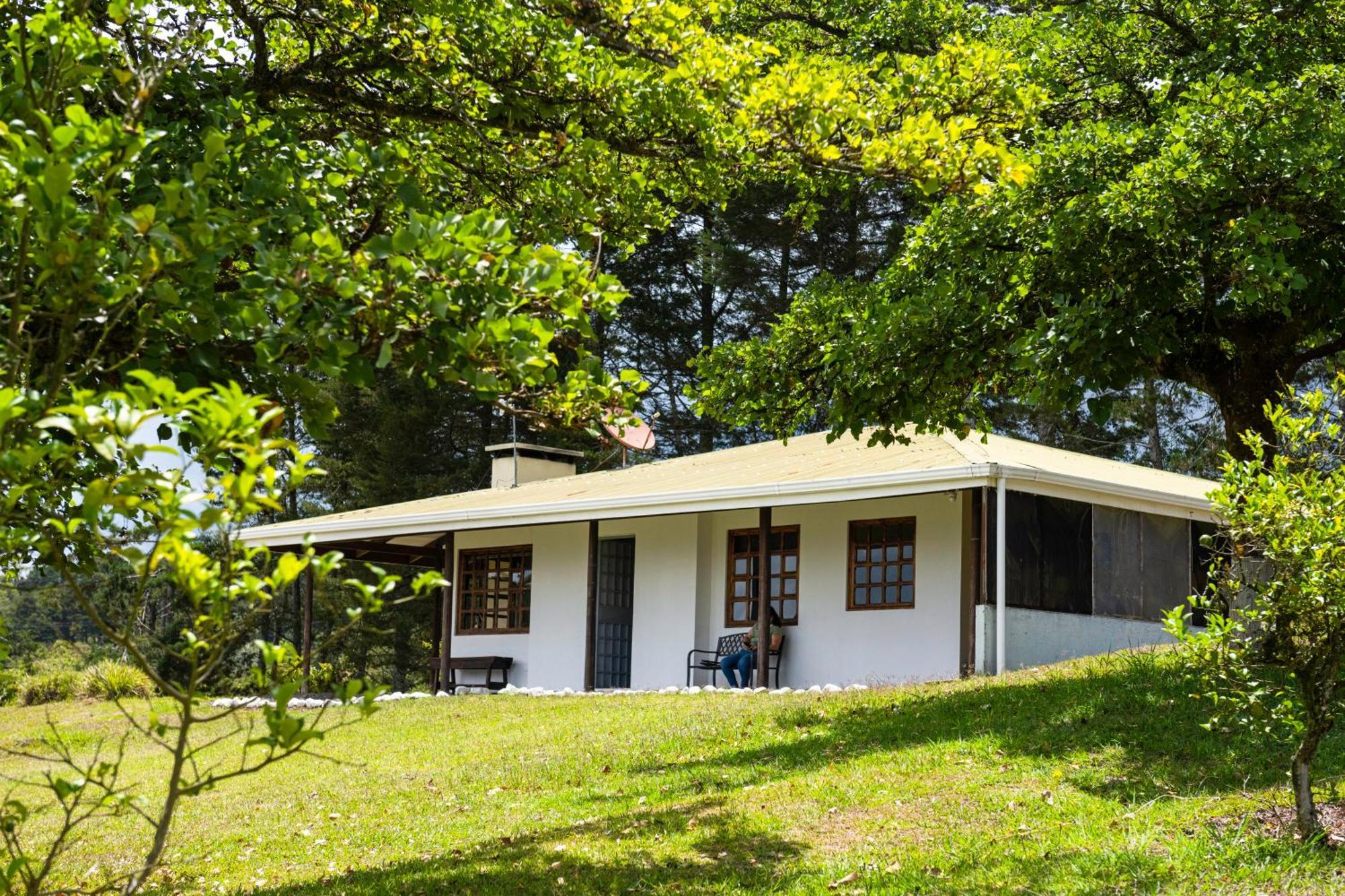 Country House, Cozy Fireplace And An Amazing View Cartago Bagian luar foto